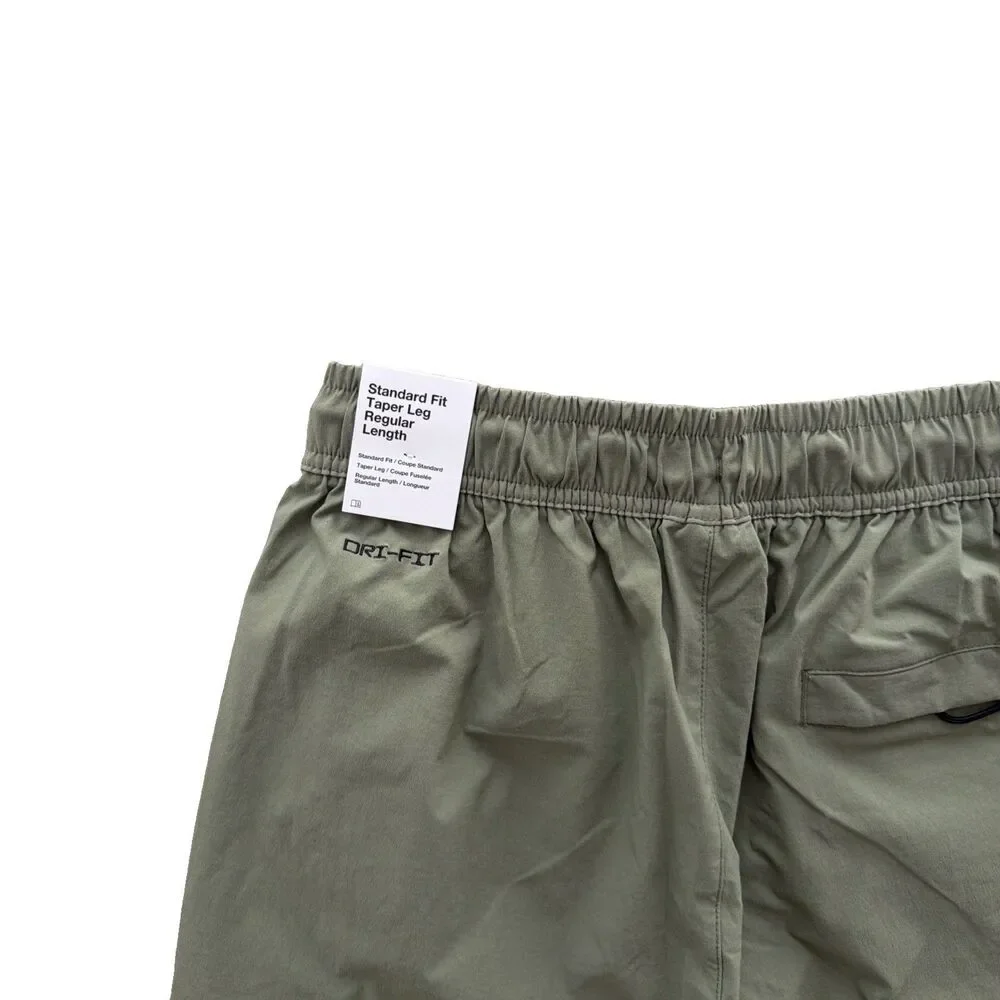 NWT $125 Nike Tech Woven Track Pants Green/Grey Men’s Size Small HM8241-015